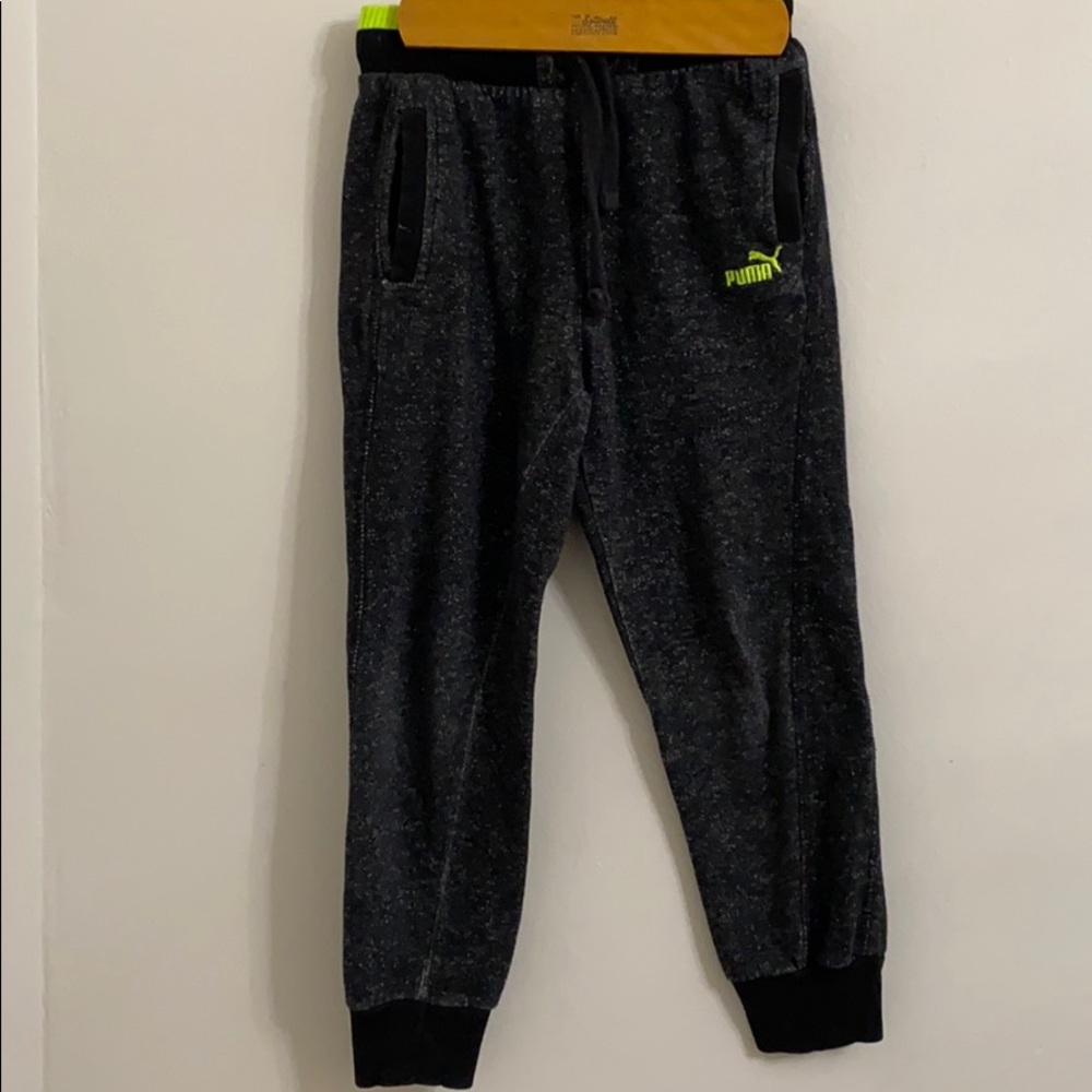 Puma kids joggers 6/7